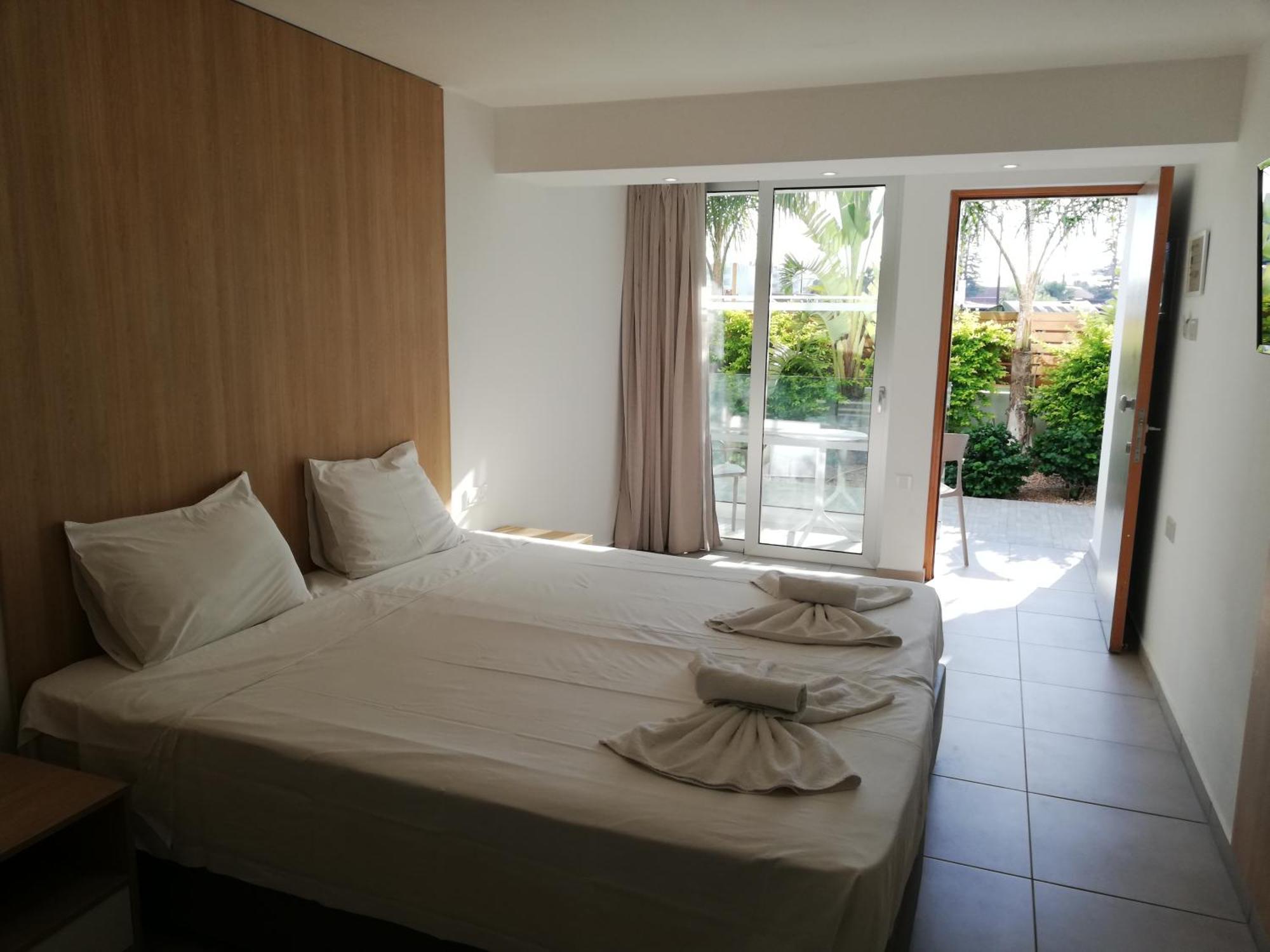 איה נאפה Joy Hotel Apts מראה חיצוני תמונה